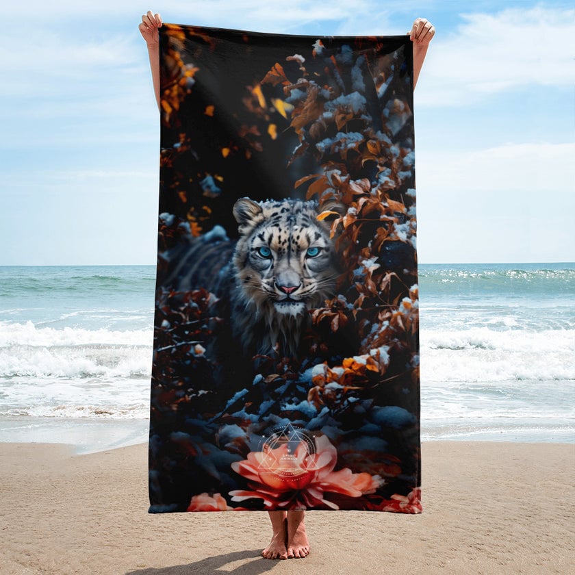 Snow Leopard Spirit Animal Lightweight Beach Towel